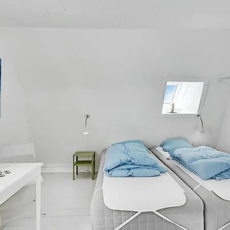 アパート 2 Bedroom Cozy In