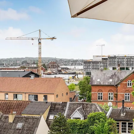 2 Bedroom Cozy In Daire Svendborg