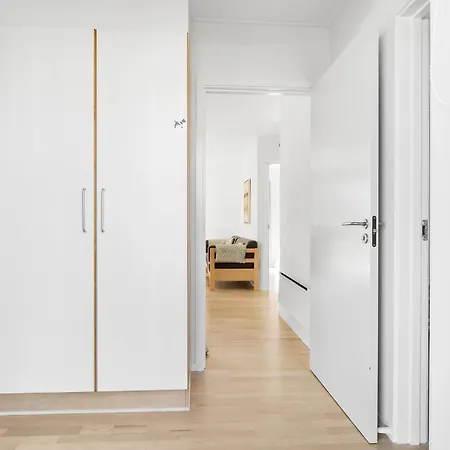 Sopark Lejl, 39 Apartment